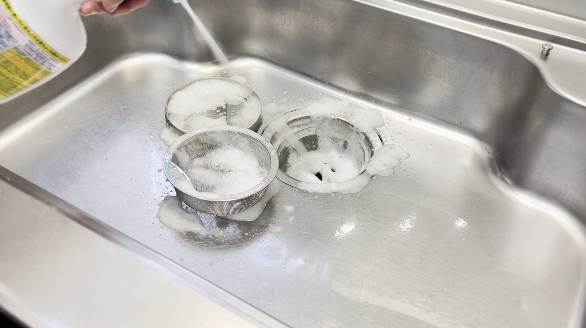 キッチンの排水口の掃除のコツとキレイに保つ方法Ｄo Create My Style連載コラム - くらしメイドＤＣＭ