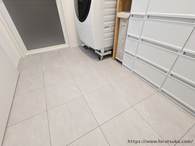 タイル柄クッションフロアで物置部屋をランドリールームにDIY！イエチェン