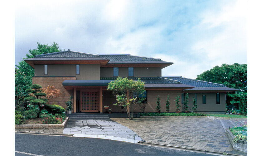 室内サウナ＆巨大書庫付きの大豪邸空き家！兵庫県芦屋市六麓荘、高級住宅街に佇む絶景庭園もアキカツマガジン空き家活用株式会社