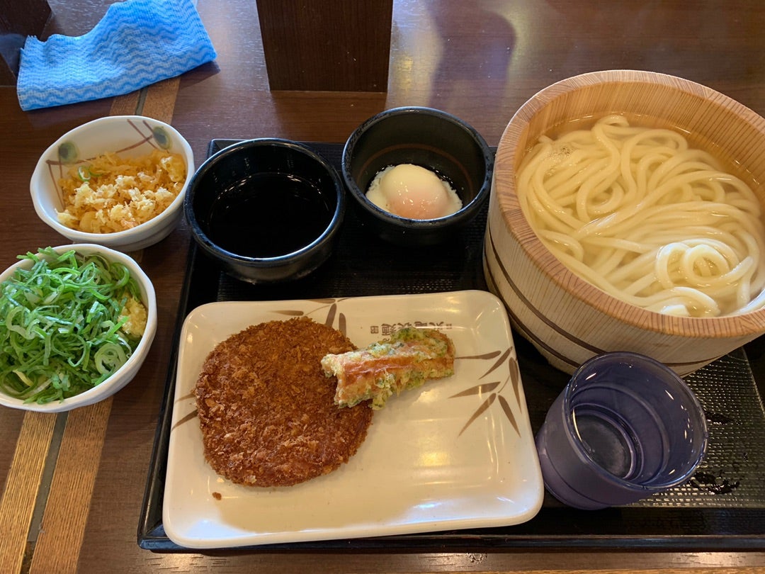 お客様からの差し入れ】—— ／／／／／／／／／／／／／／／／ お客様から 『生八ツ橋』 頂きました✨