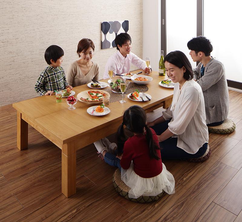 ダイニングテーブルをなくすのって, 結構ありかも⁉️と思わせてくれるお宅です。, キッチンと一体化したカウンターで食事をすれば、,✅配膳や片付けがラクラク✨, ✅ダイニングテーブルが不要だから、リビングを広々と使えます🏡,日々の家事が少しでも楽になる工夫、あなたのお家にも取り入れてみませんか？, 💡 他の家づくりのヒントはプロフィールからチェックしてみてください！,