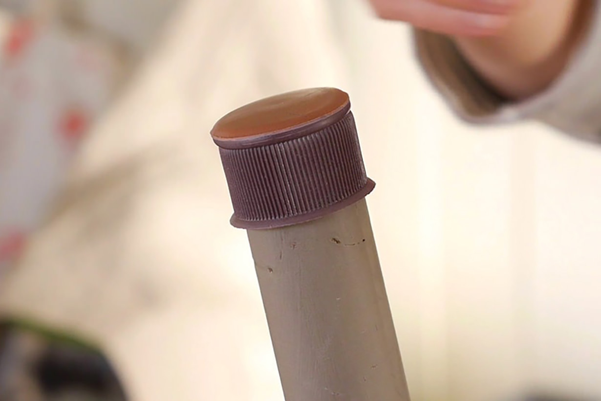 床を傷つけないため椅子脚カバーの作り方TikTok