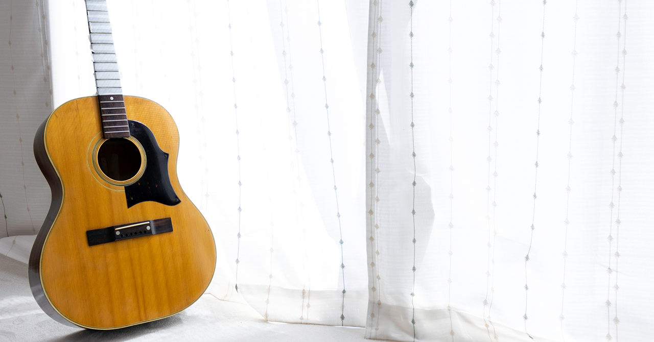 アコギお悩み相談 アンフィニカスタムワークス Lee Guitars Bluetooth 温湿度計