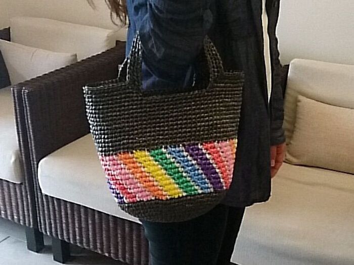 ダイソー平巻テープで作るビニール紐バッグ