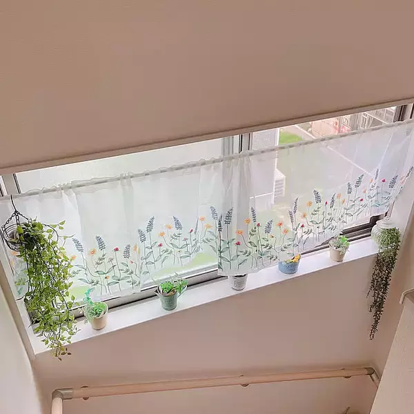 リリーガーデン カフェカーテン J-19141R ホワイト ジャストカーテン