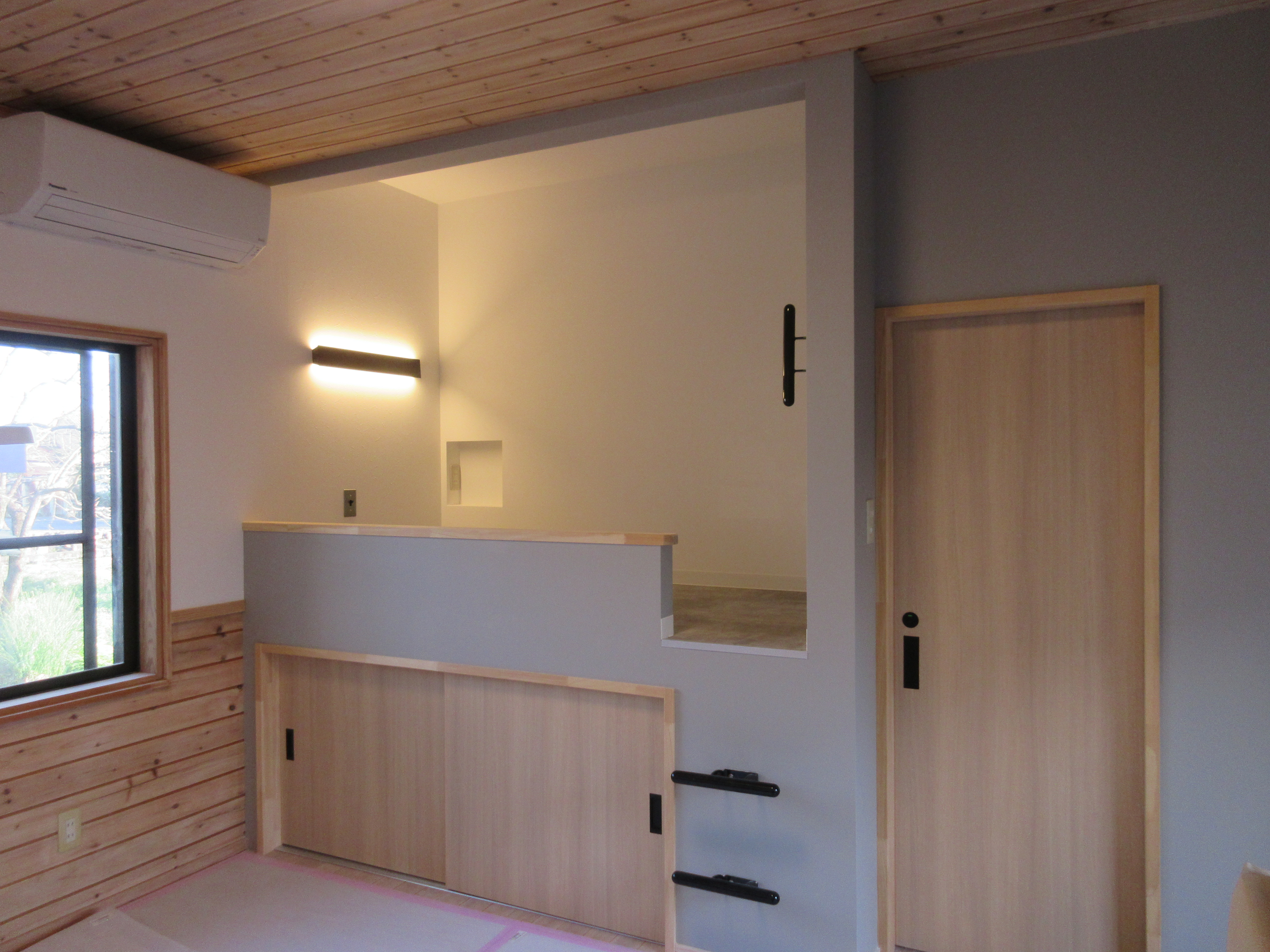 押入れをクローゼットに階段下を収納にするリフォーム完成の巻米子の街の建築屋 谷口建築 大がかりなリフォームからプチリフォーム まで住まいのお困りごとに徹底対応