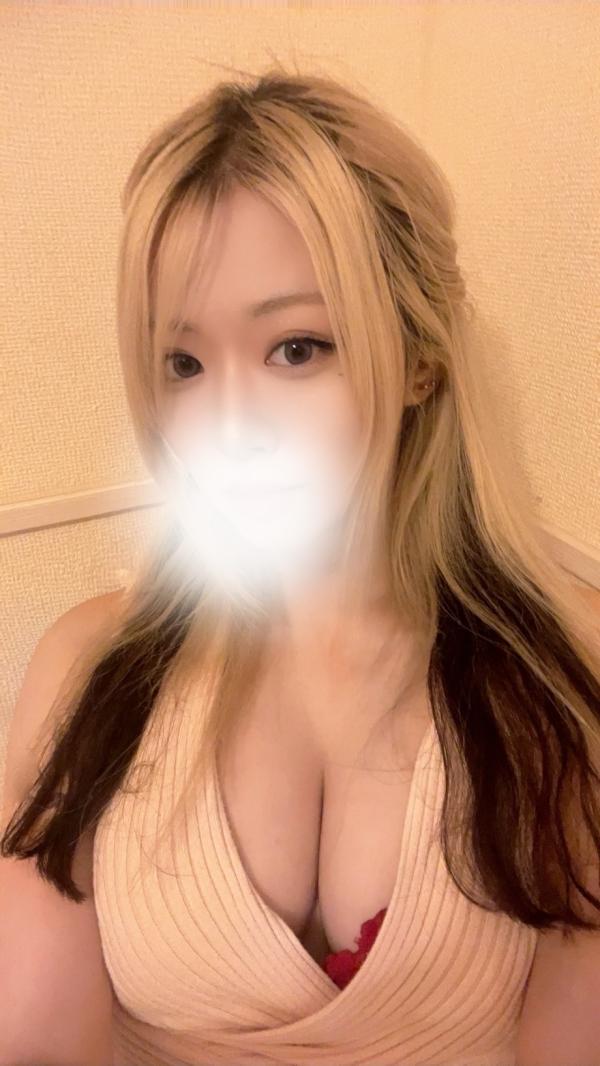 Chloe (クロエ) 横浜「桐島 とうか(21)さん」のサービスや評判は？｜メンエス