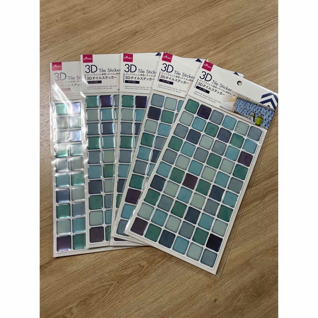 ダイソーのタイルステッカーがおしゃれ！キッチン・表札・使い方アイデア集