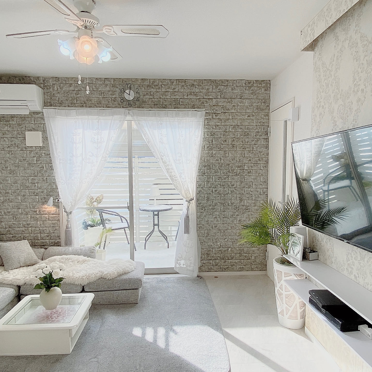 貼るだけでまるで本物！ダイソーのクッションレンガシート2020年2月1日- エキサイトニュース