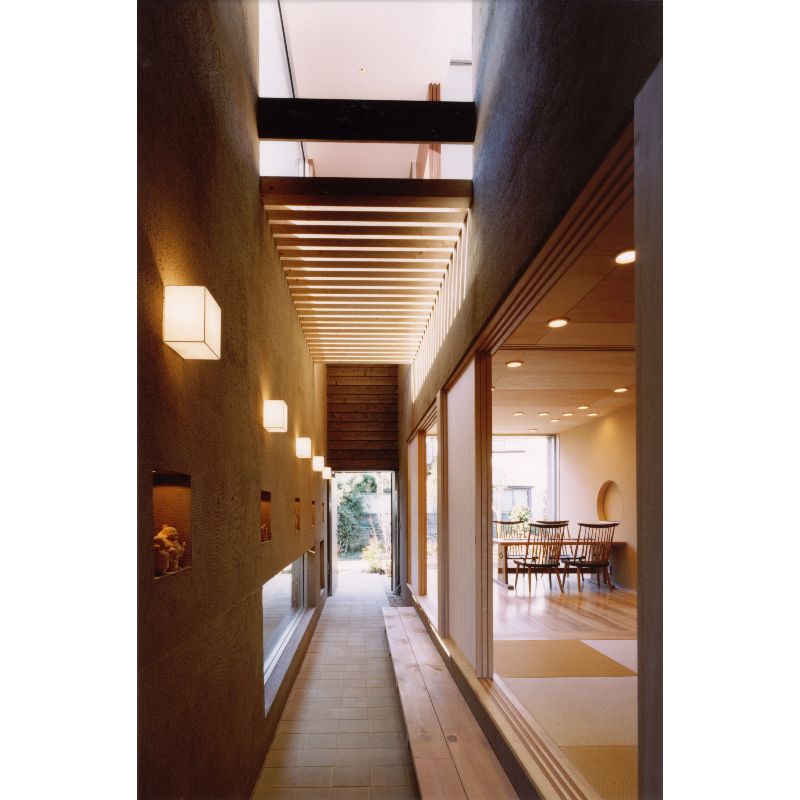 玄関ホール・エントランスが特徴の住宅の設計実例高級注文住宅・RC造の邸宅なら山川設計