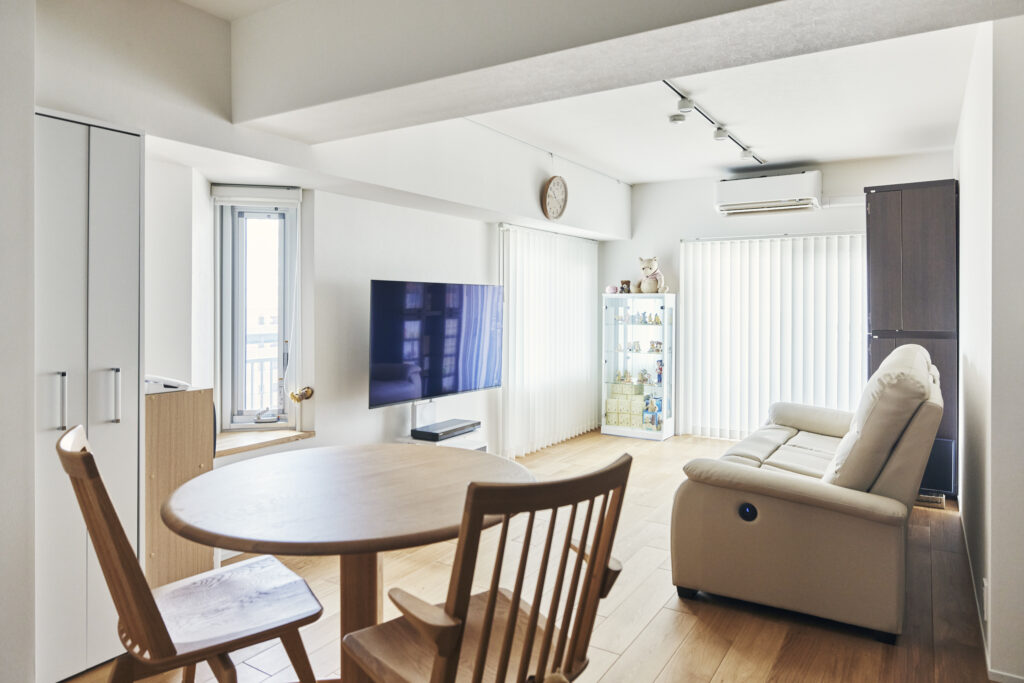 12畳LDKのレイアウト術！ 縦長LDKでも快適に過ごすお部屋づくり 家具・インテリア Re:CENO リセノ