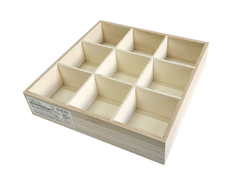 100均「ウッドボックス A4サイズ マグネット付・クリア蓋付」の商品情報とサイズ・収納例。ダイソーで販売 4549131923865