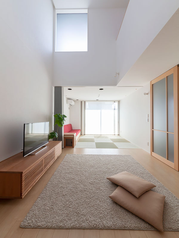 リビングつづきの和室使い勝手がよく広い空間ができる現場のことから休日のことまで。北伸建設のスタッフブログです