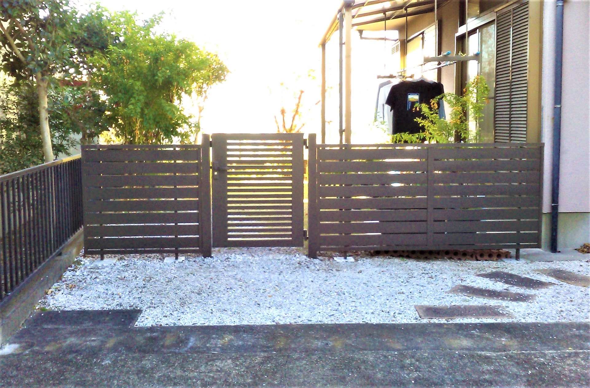 エバーアートウッドフェンス 千本格子扉 リバーシブル扉株式会社タカショー プロユース