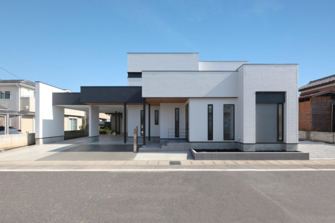 ビルトインガレージのある家木組工務店 自由設計と自然素材の家づくりで暮らしを提案青森県三沢市