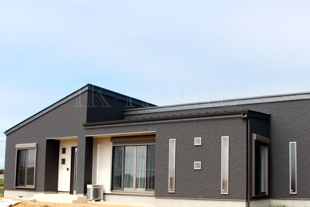 ○クールな外観！「ダークカラー外壁のお家 」 グレー・ネイビー・ブラック 部分別特集みんなの家が今までに建ててきたお家を部分別にご紹介