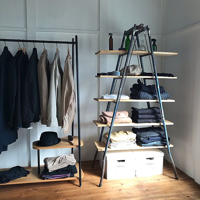 棚としても使える。おしゃれな 脚立 でインテリアを楽しもうキナリノ