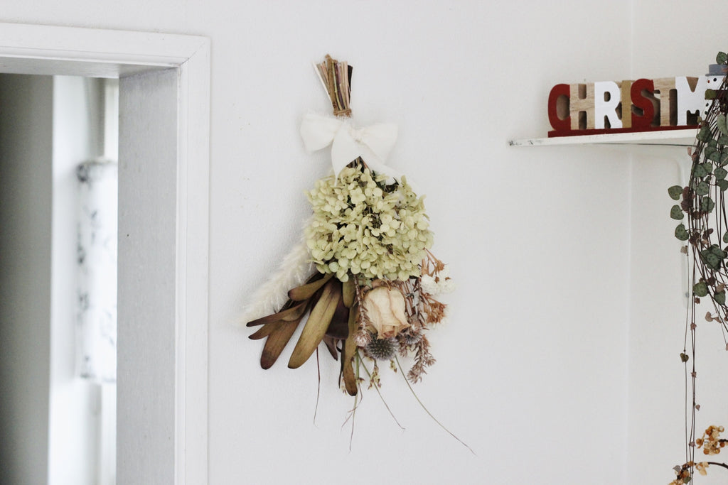 ドライフラワーの飾り方まとめ！部屋がおしゃれに見違えるポイントをご紹介♪folk