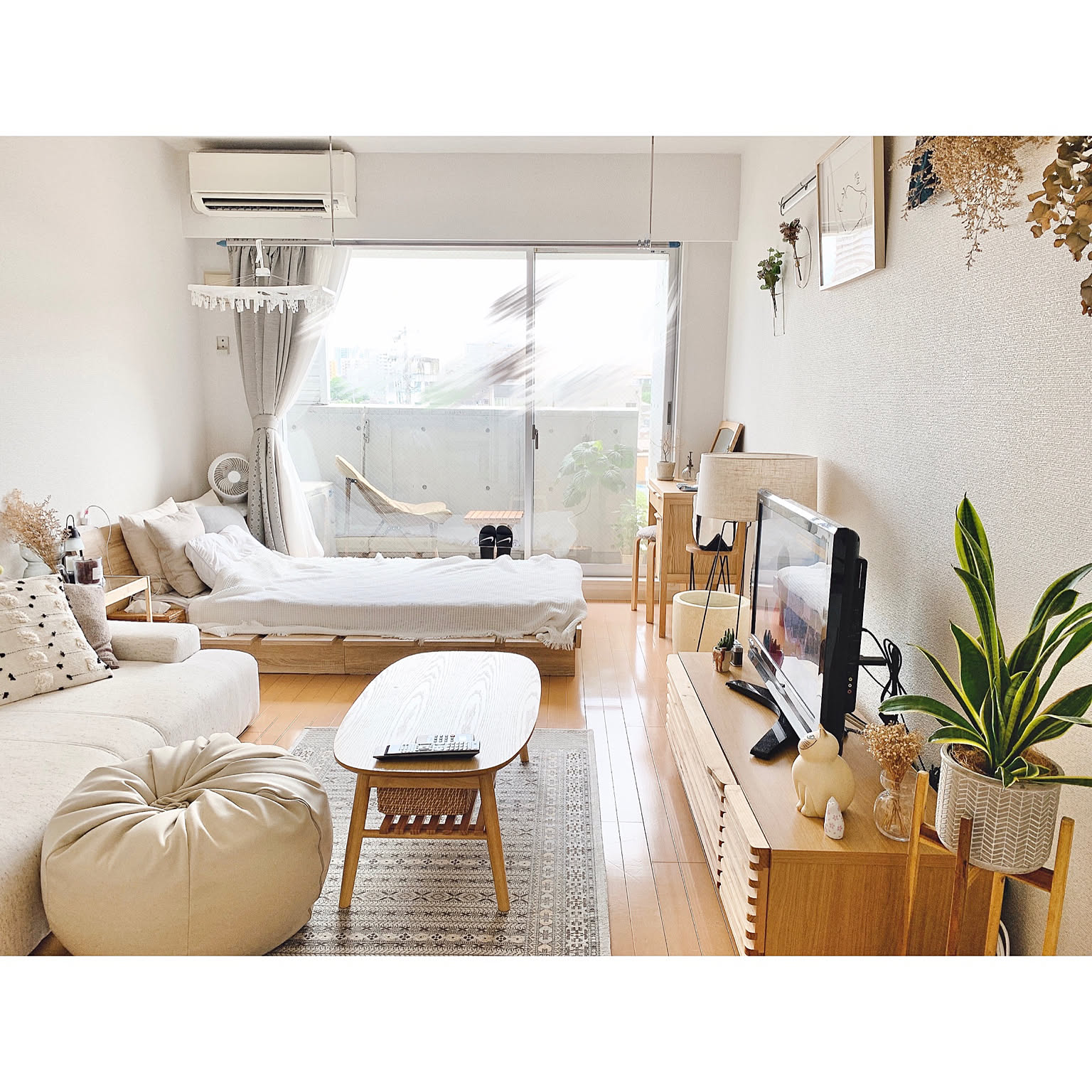 憧れのおしゃれ部屋！ 一人暮らしのインテリア。1Rや1Kのレイアウトのコツ15選教えてAGENT-お部屋探しのプロがお届けするコラムサイト