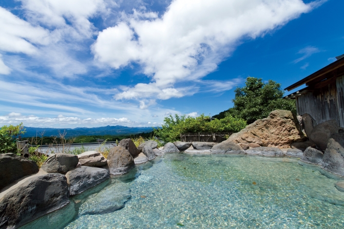 女性には難易度の高い混浴露天風呂「三朝温泉河原風呂 」がタオル巻きOKに！ - めっちゃおもろい温泉ぷらす