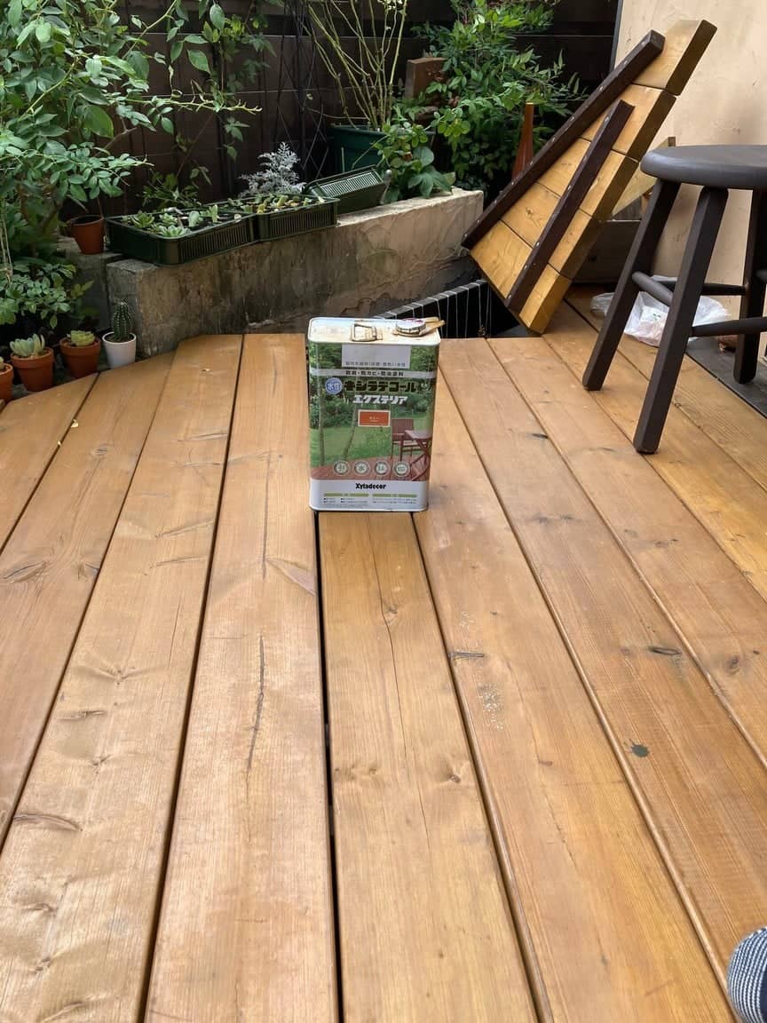 ウッドデッキ復活 キシラデコール ピニー キシラデコールで塗装 ピニー ウッドデッキ塗装途中 などのインテリア実例 - 2020-12-2216:36:46RoomClip ルームクリップ