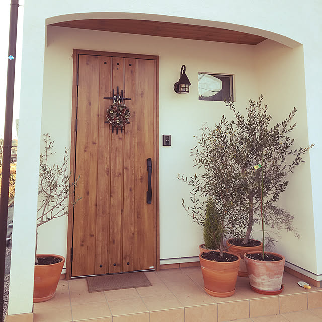 これでおうちの印象が決まる!?外から見た玄関周りRoomClip mag暮らしとインテリアのwebマガジン