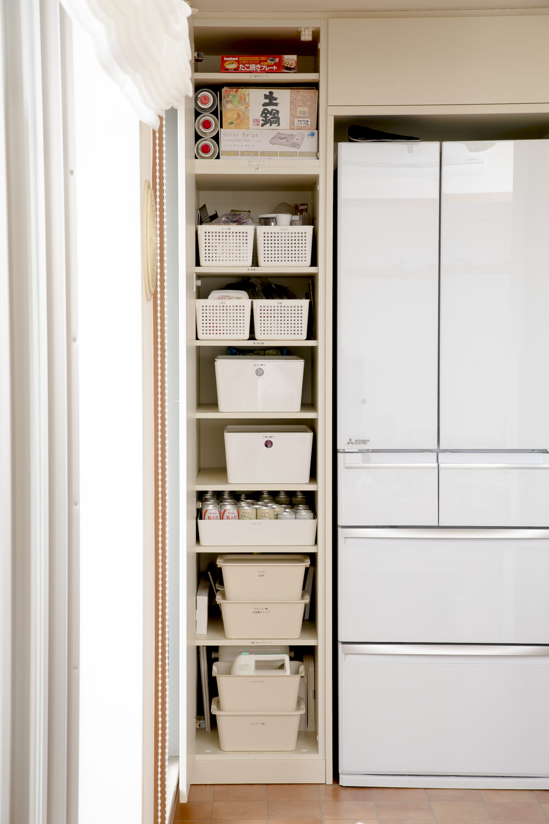 奥行きのあるクローゼットや押入れの収納力を活かす衣類収納3つのコツ♪特集・コラム - ディノス