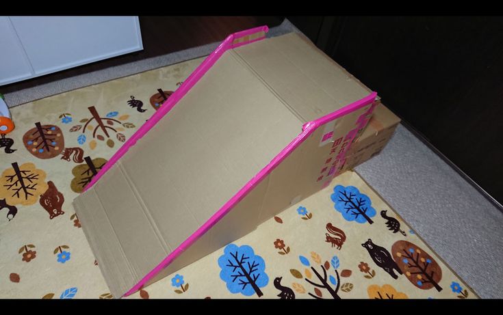 おばあちゃんが作った手作り滑り台の楽しさ