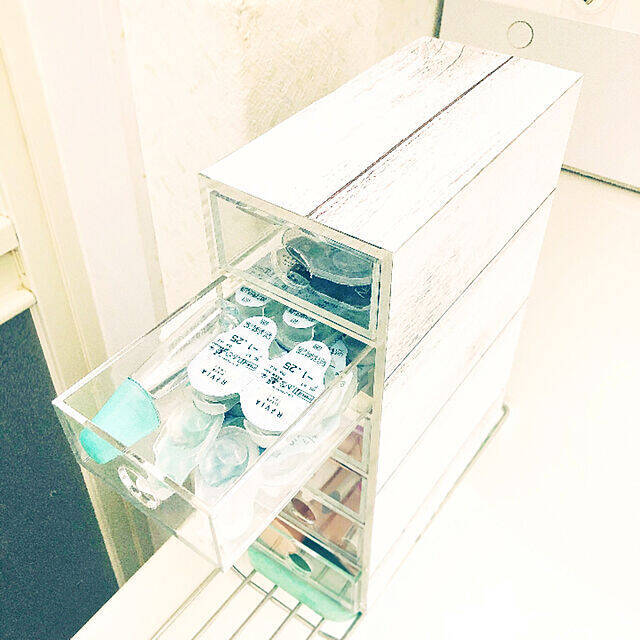 Seriaのリメイクシートで収納の目隠し - ぬるま湯暮らし