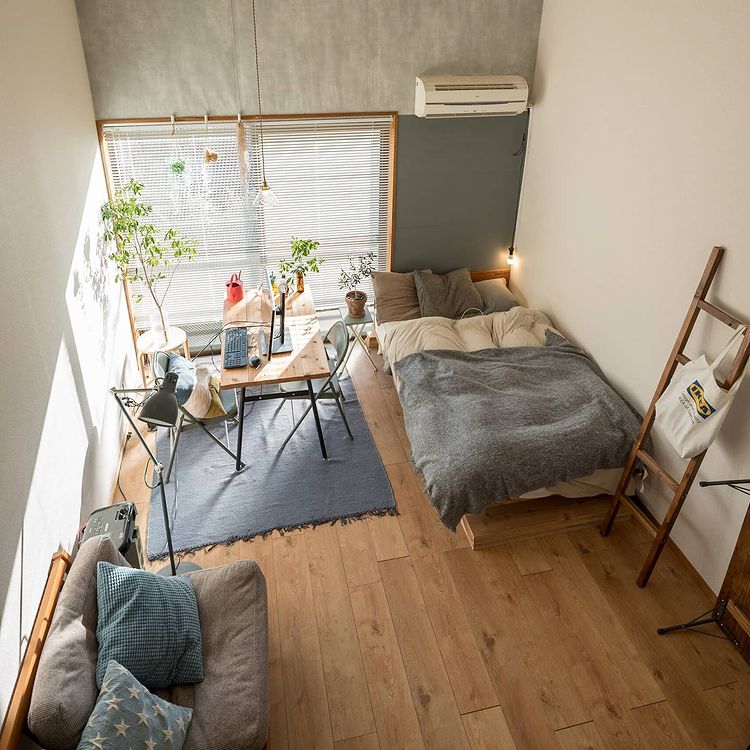 8畳の寝室のレイアウトを考える際のポイントは？おすすめ家具や配置例も紹介 – RASIK ラシク 家具・インテリア専門店