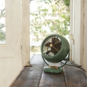 楽天市場 サーキュレーター おしゃれ レトロ クラシック グリーン アンティーク 扇風機 省エネ ボルネード VFAN2-JP 扇風機 省エネ 節電パワフル 換気 オフィース リビング スポーツジム お洒落 竜巻風 空気循環 : インテリア 雑貨 憩いの店オアシス