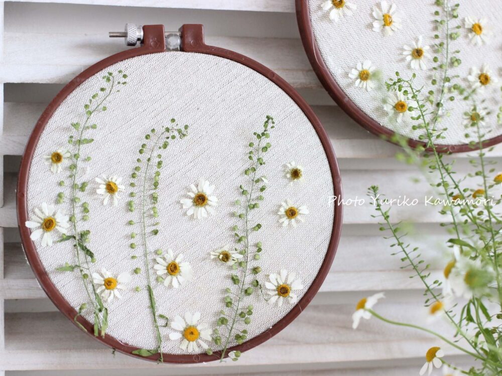 ダイソーの造花がリアルでかわいい！おすすめ商品＆おしゃれに飾るコツ - macaroni