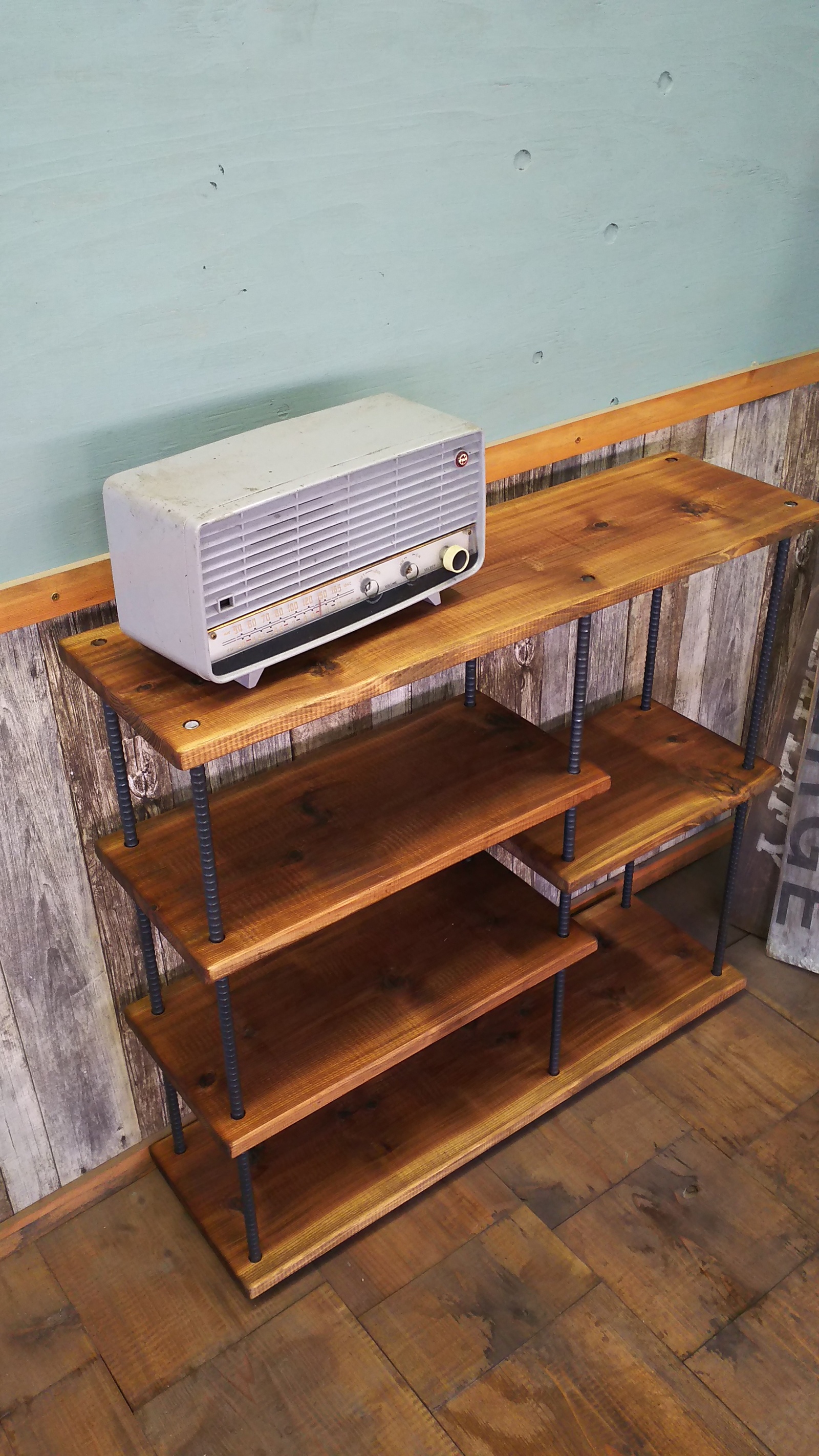 再ブレイク中♪暮らしの変化と共にずっと使いたい“スチールラック”の収納アイデア集キナリノ