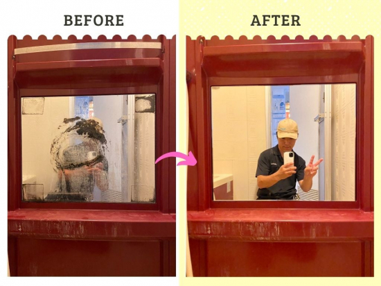 鏡 タイルのブルーがきれいな鏡