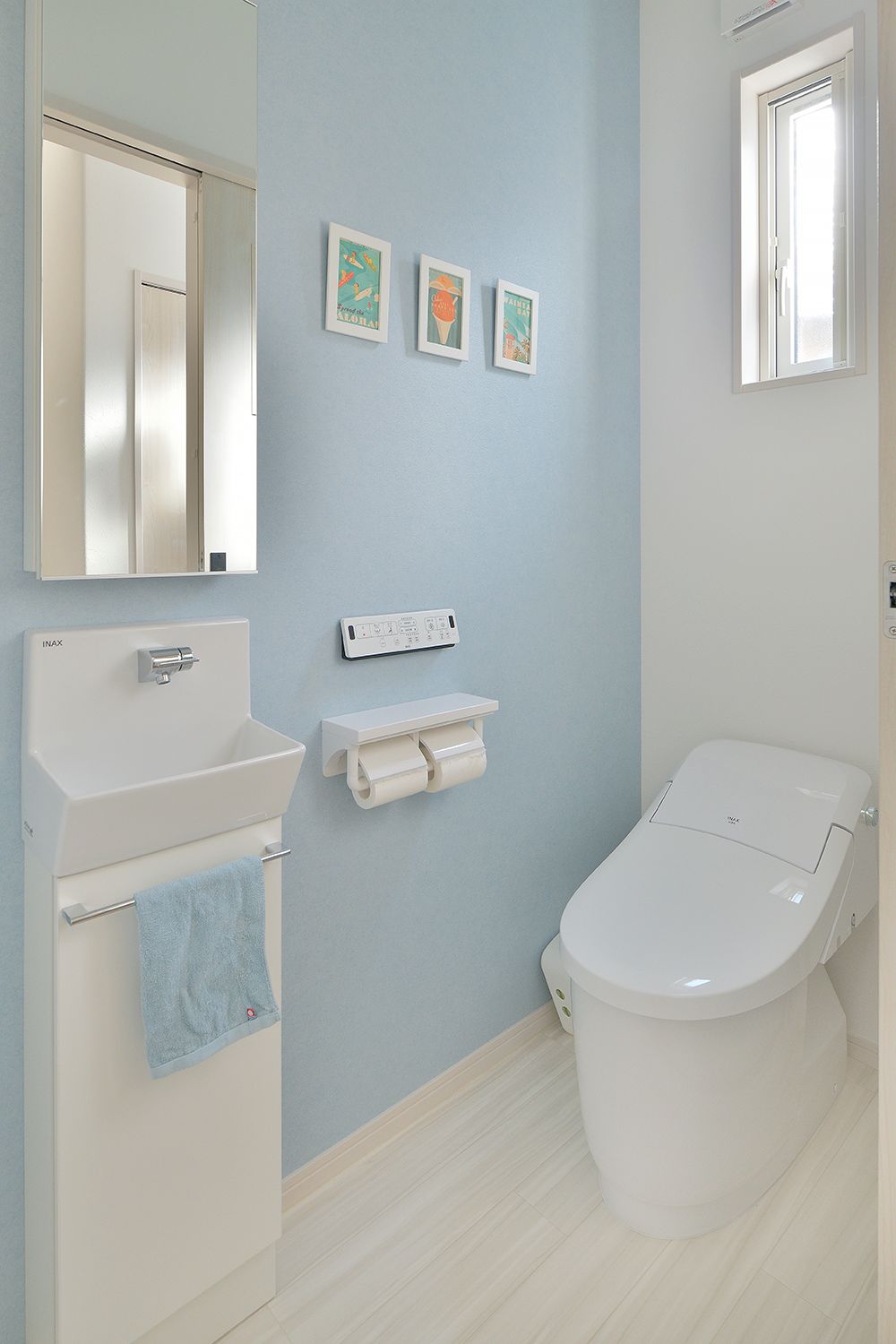 どれにする?180度雰囲気が変わる 12色別 トイレ壁紙実例36選