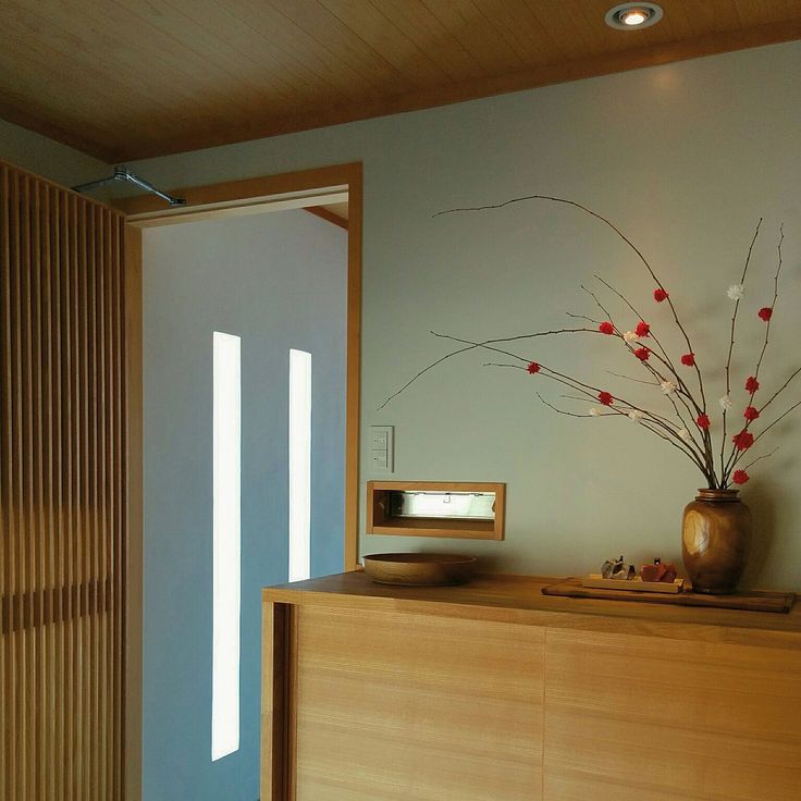 和モダンな玄関の事例10選!魅力やおすすめのアイデアも紹介 家づくりコラム 信州の移住・注文住宅なら工房信州の家長野の木で注文住宅を建てる工務店