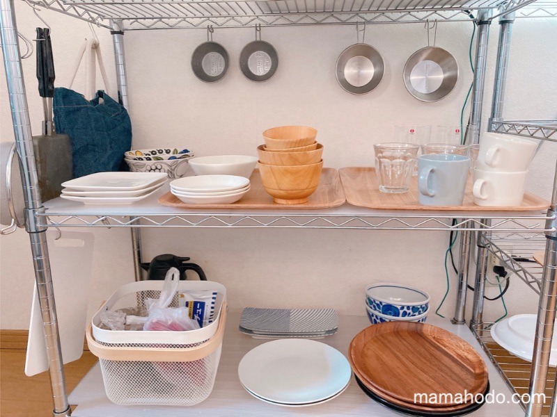 スチールラックで作る! 本棚アイデア5選。ホコリ・落ちる対策