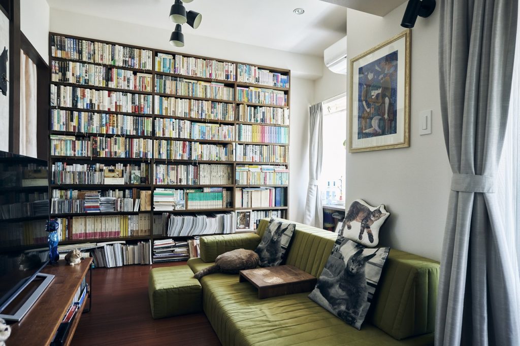 橋本麻里、 森の図書館 と呼ぶ住居で5万冊の本と暮らすブルータス BRUTUS.jp