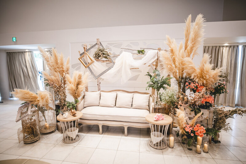 高砂装花 ソファー」のアイデア 95 件ソファ 結婚式, テーブル 装花, 会場 装 花