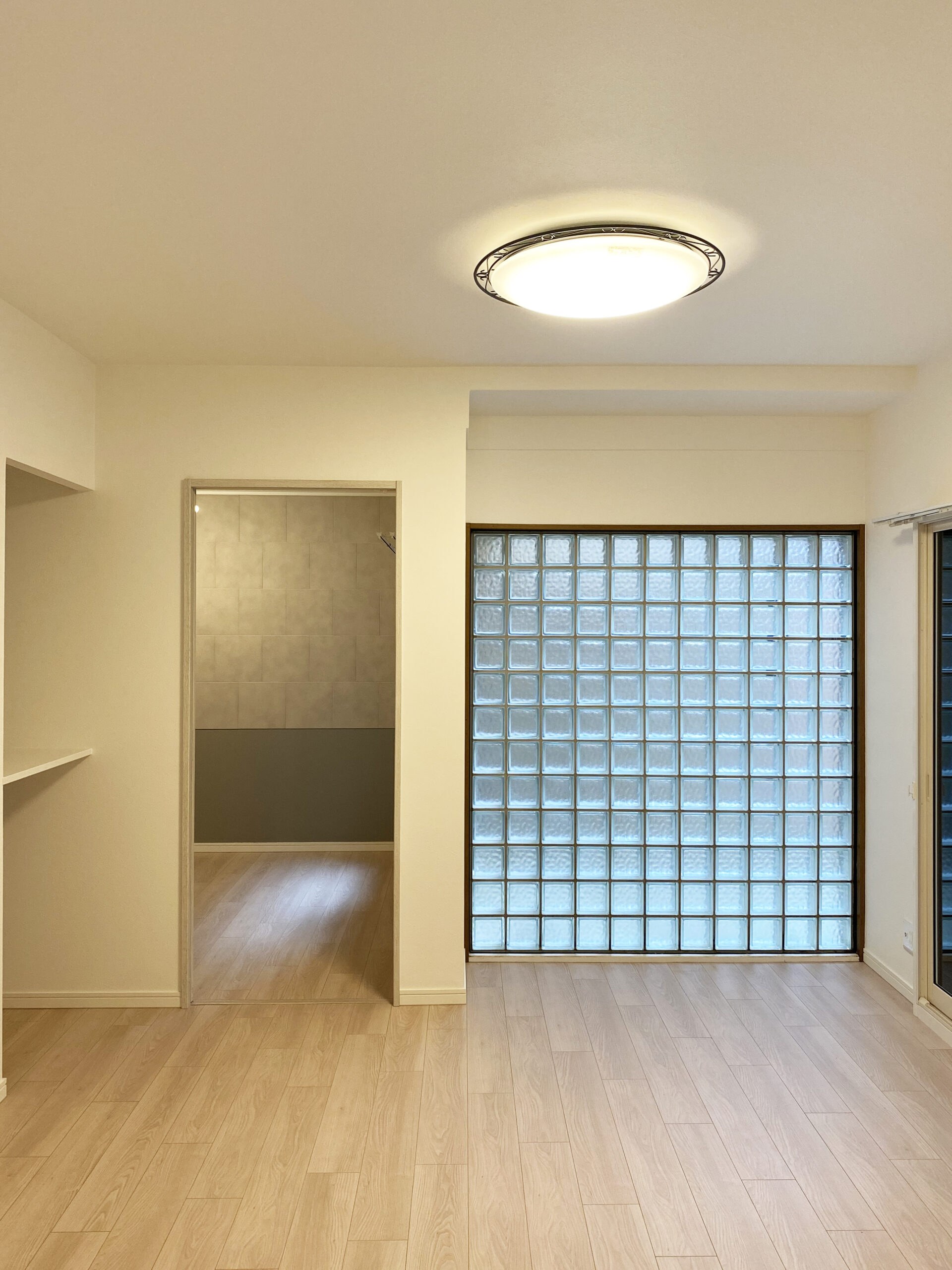 天井もリフォームして和室から洋室へビビット情報通信柏市のリフォーム工事はリフォームのビビットへ