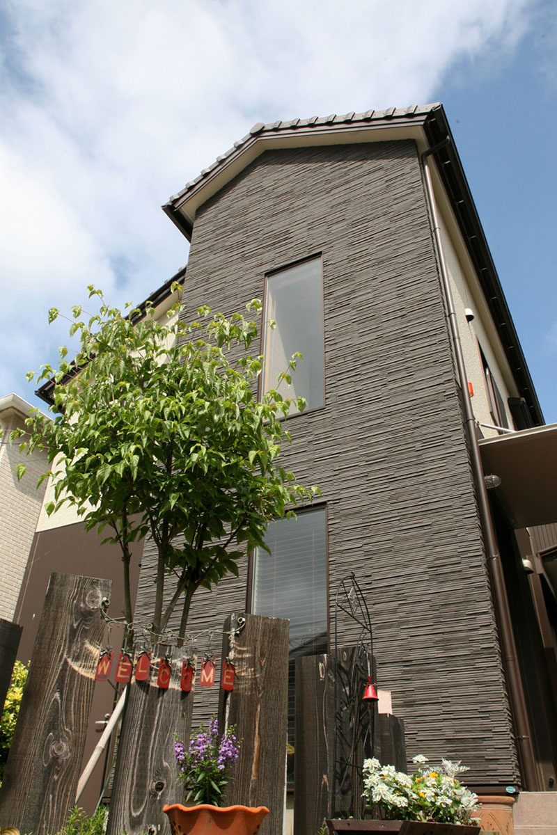 外壁の色で人気なのは？オススメの壁の色と選び方を画像付きで紹介ぬりマッチ