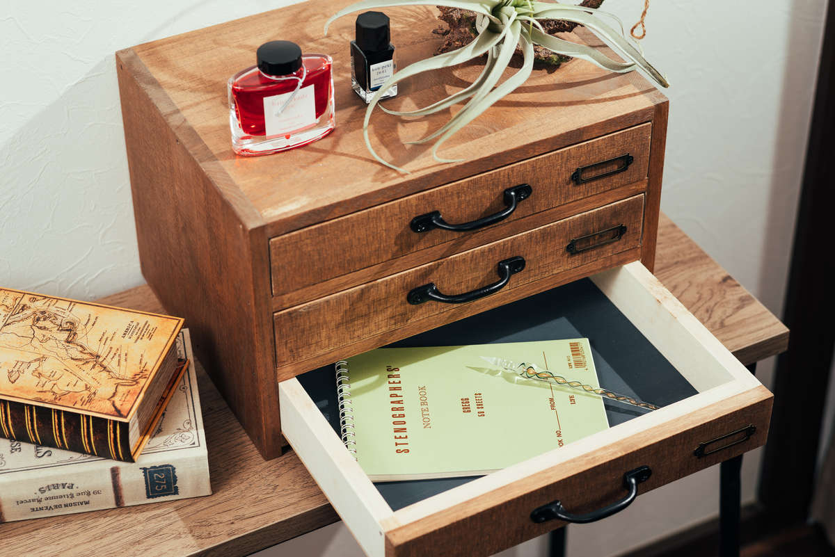 超簡単ＤＩＹ☆100均の角材でダイニングテーブルに引き出しハンドメイドの作り方・アイデア暮らしニスタ