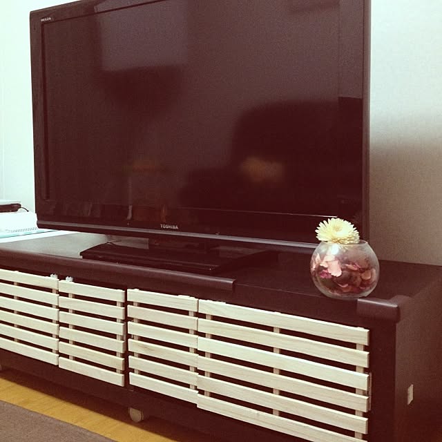 こんなものまでできちゃう！アイデアしだいで楽しめる100均すのこ活用法2023年10月30日- エキサイトニュース