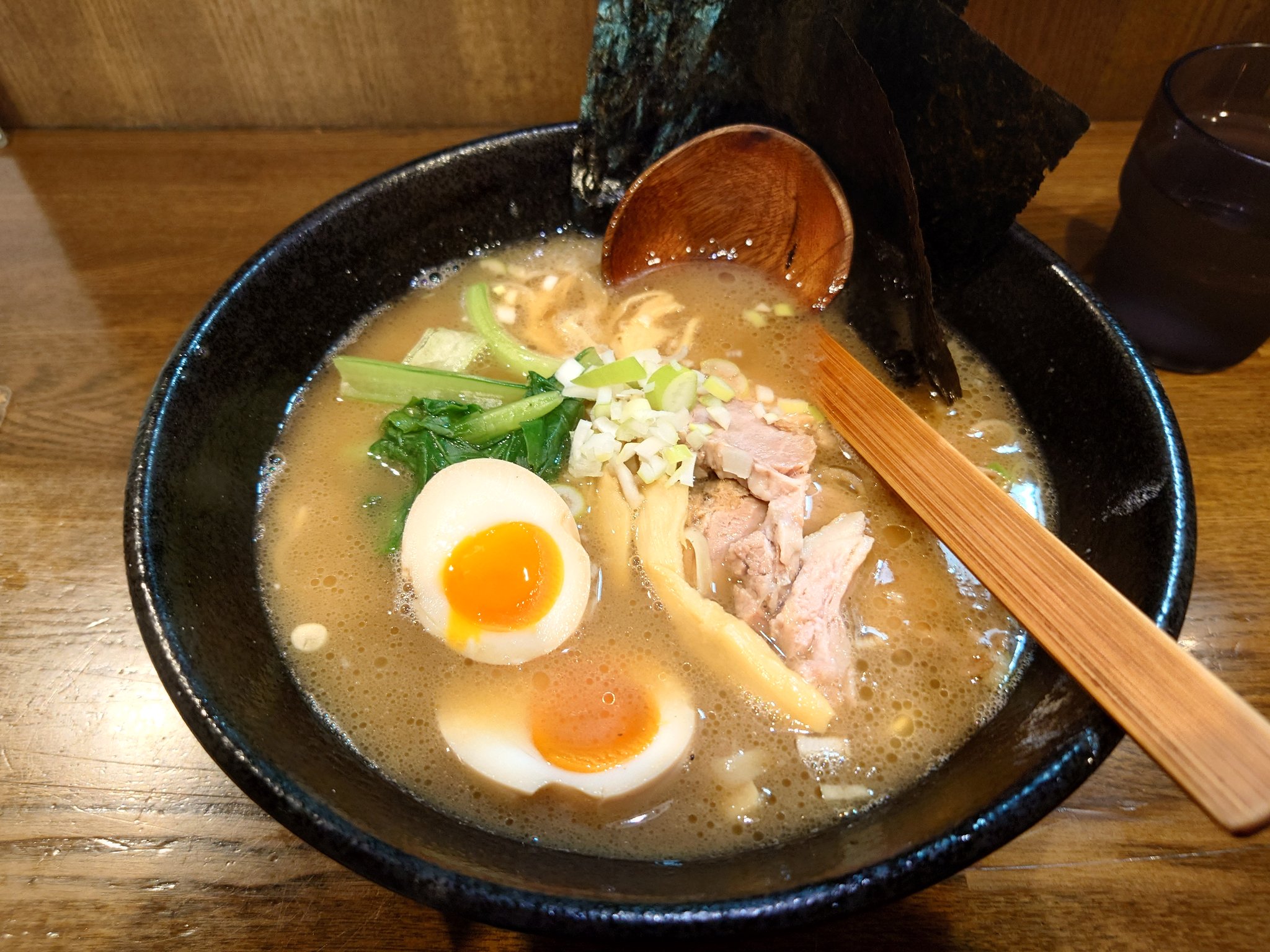 青戸】10時間以上煮込んだ鶏だしや、ワンコインラーメンのお店も！青砥駅周辺にあるラーメン店5選 | favy[ファビー]