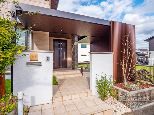 玄関まわりのおしゃれなデザインの施工例をセレクト！新築やリフォームの参考にしたい事例集ウチソトスタイル