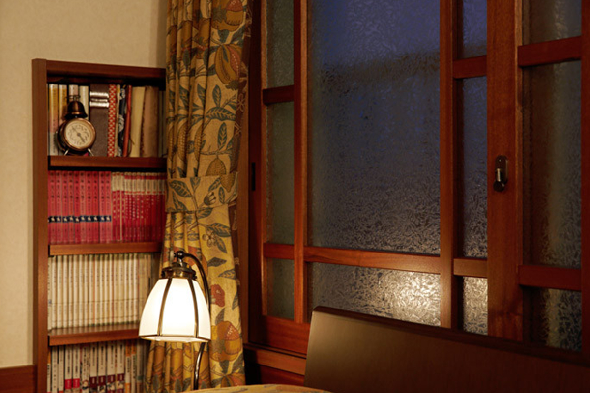 39 件の「レトロ内装」や「大正ロマン インテリア」のアイデアを見つけましょう内装、インテリア 家具、モダン インテリア など