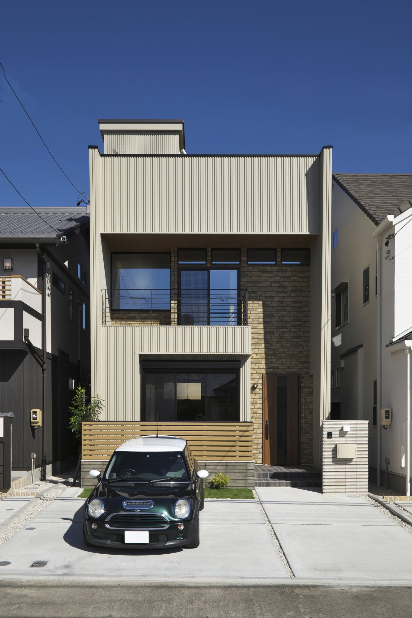 自宅にいながらアウトドア気分を味わう「屋上」のある家の魅力と注意点も解説お役立ち情報アオイ建設の注文住宅サイト