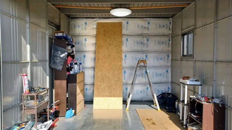 バイクガレージに棚を。100均DIY156初心者ブログ