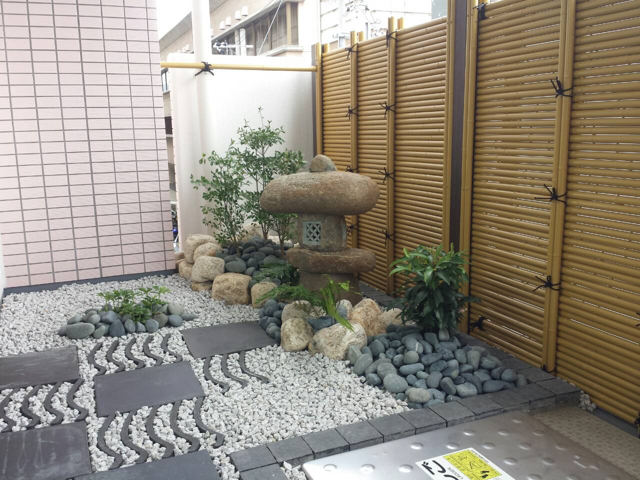 憧れの洋風庭園 自宅に洋風の庭を作る方法を徹底解説します！COVEARTH MAGAZINE