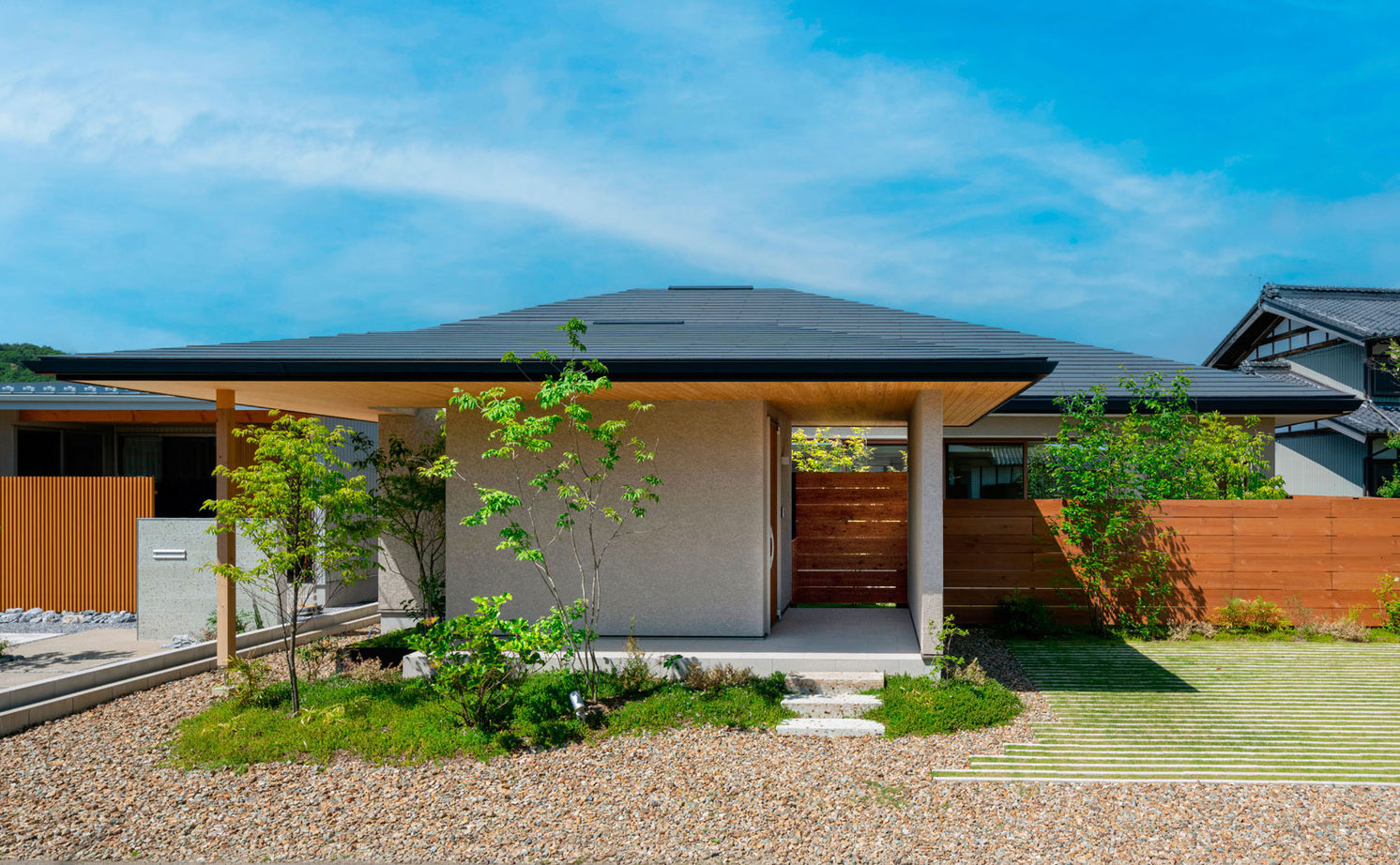 大人なシンプルモダンスタイルの平屋 - モダン - 家の外観 - 他の地域 - ユーディーホーム株式会社Houzzハウズ